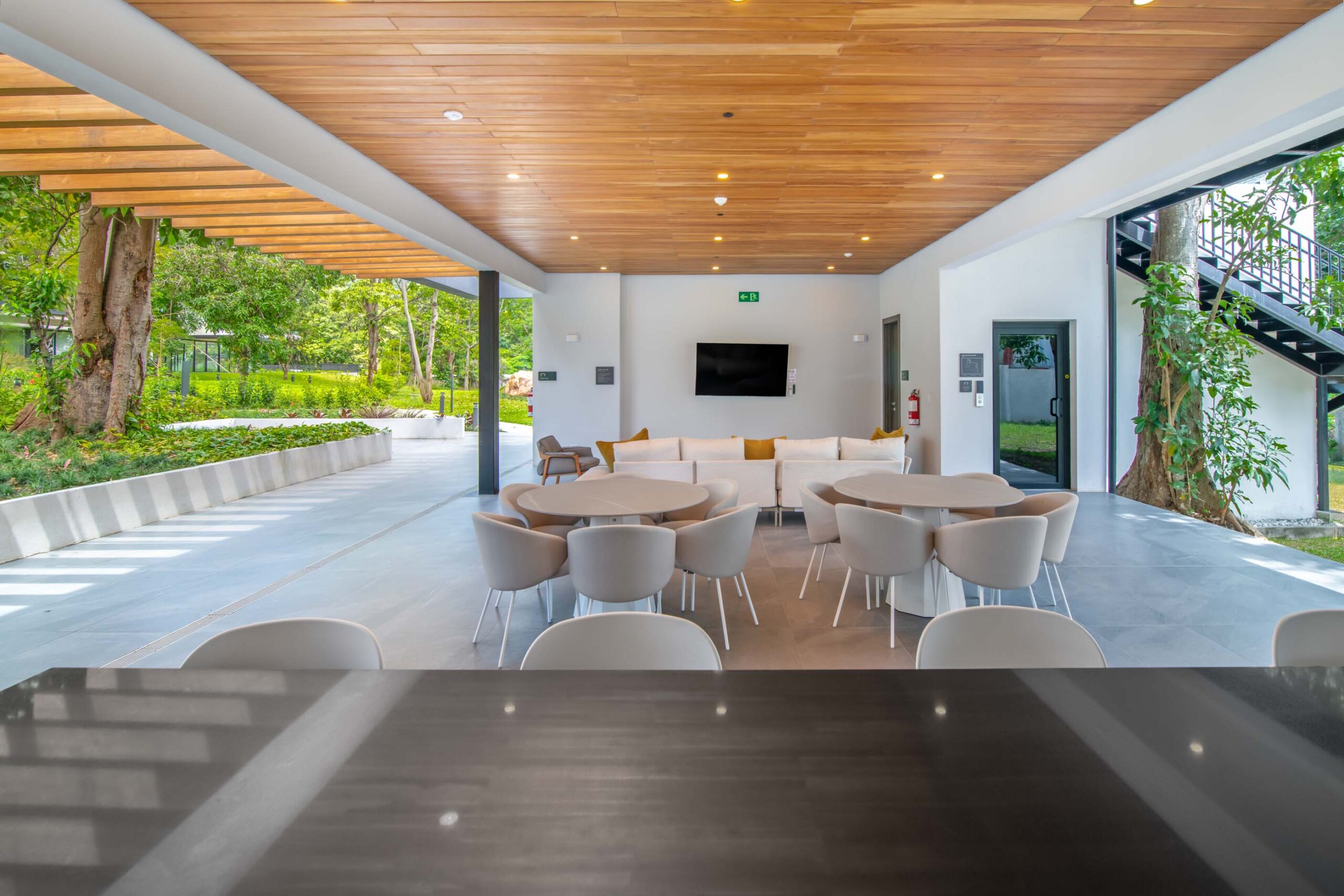 S1NGULAR_ATTALI_ESCAZU-12