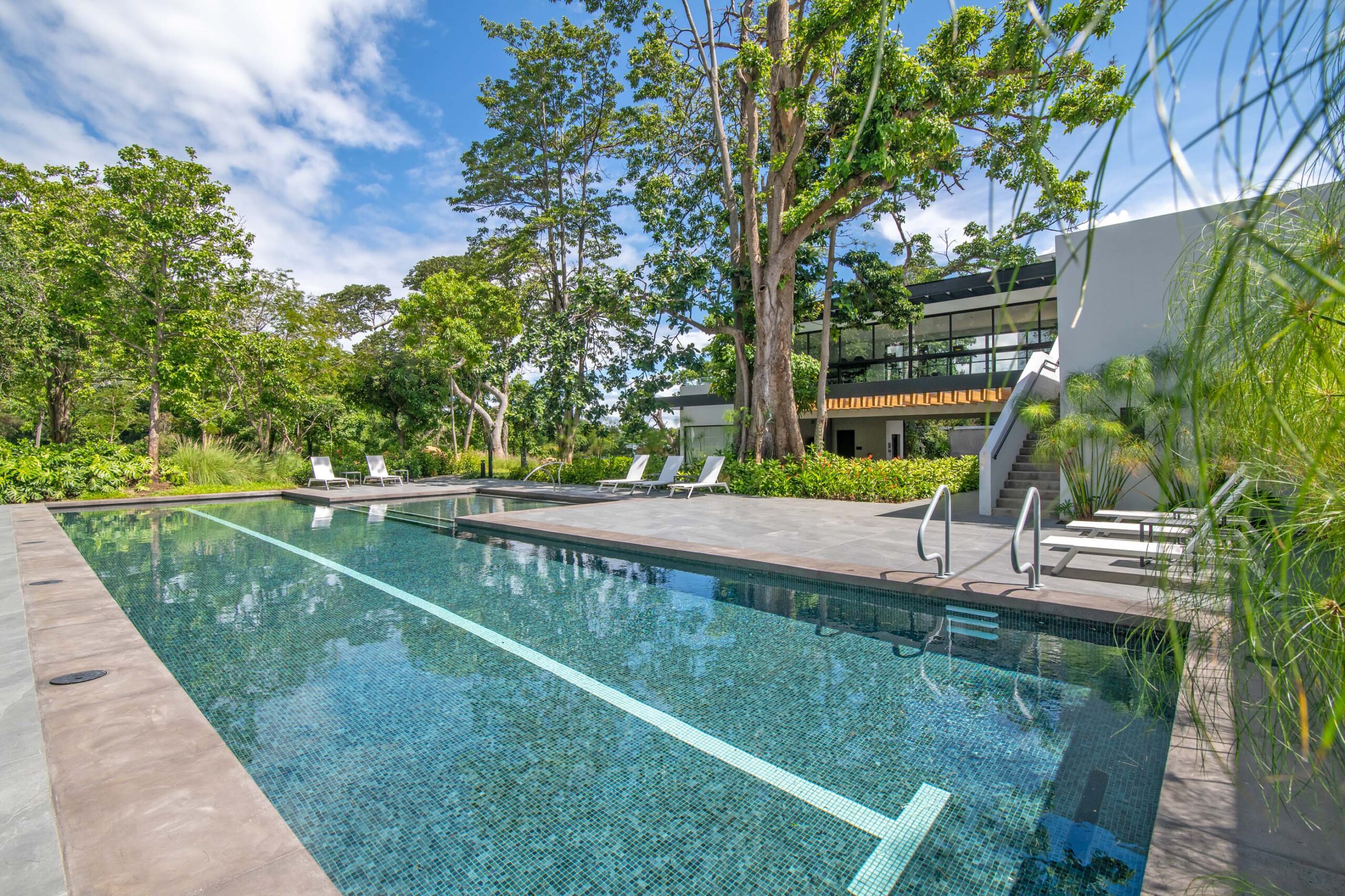 S1NGULAR_ATTALI_ESCAZU-4