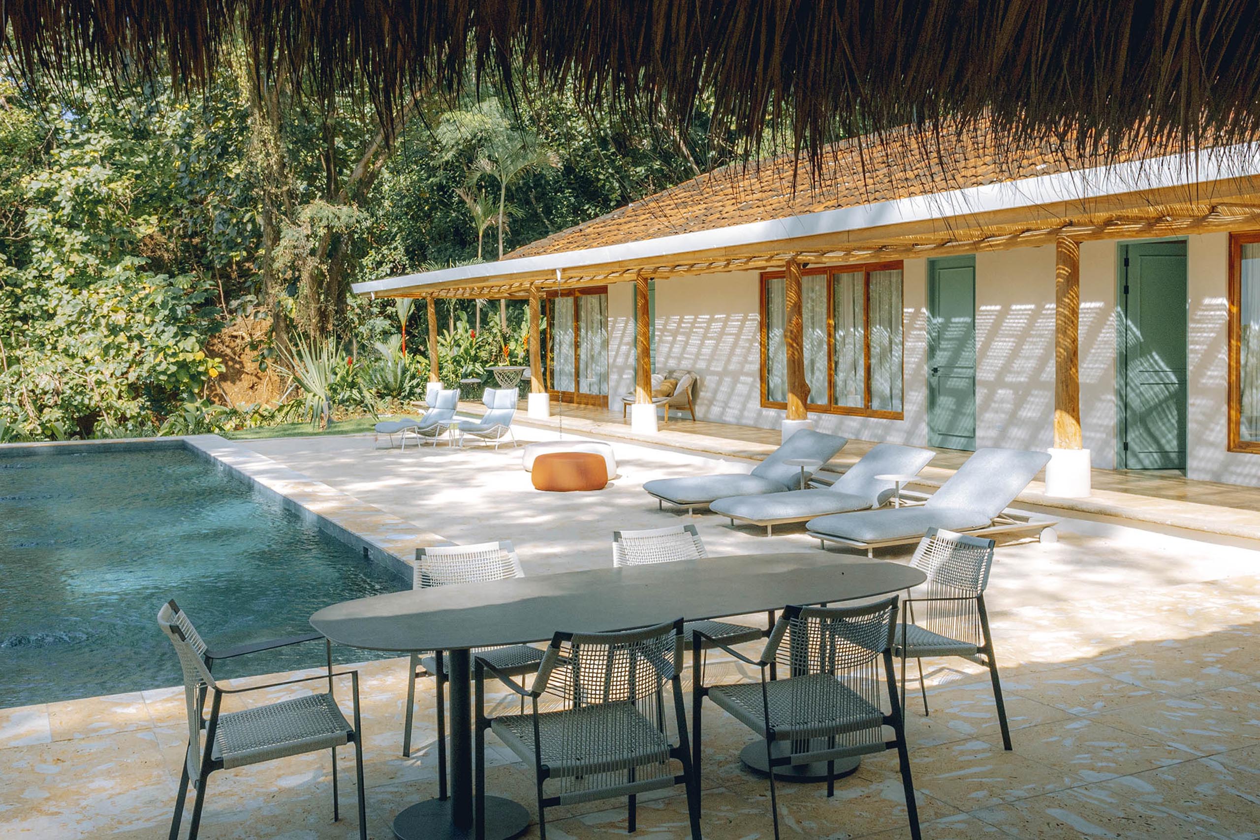 S1NGULAR_CASAMIGOS_0007_0008_Casa-Amigos-